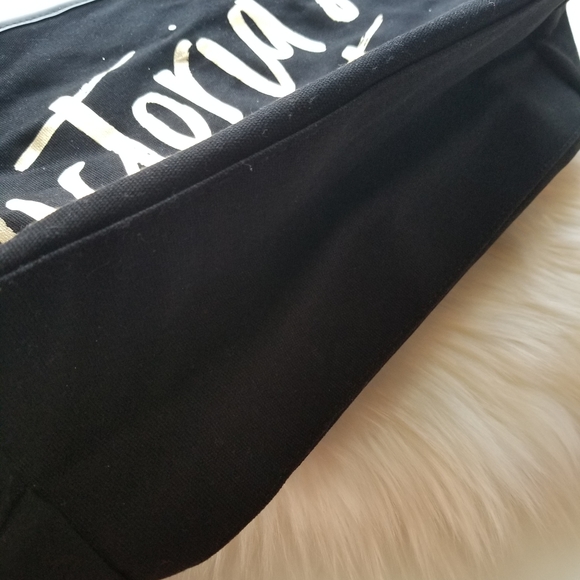 Victoria Secret Bundle - Picture 8 of 9